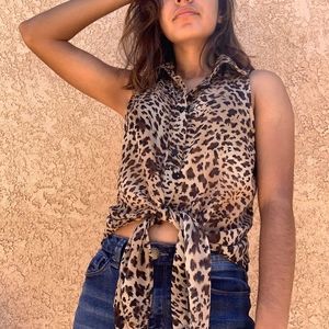 Cheetah Print button up blouse Nella Fantasia